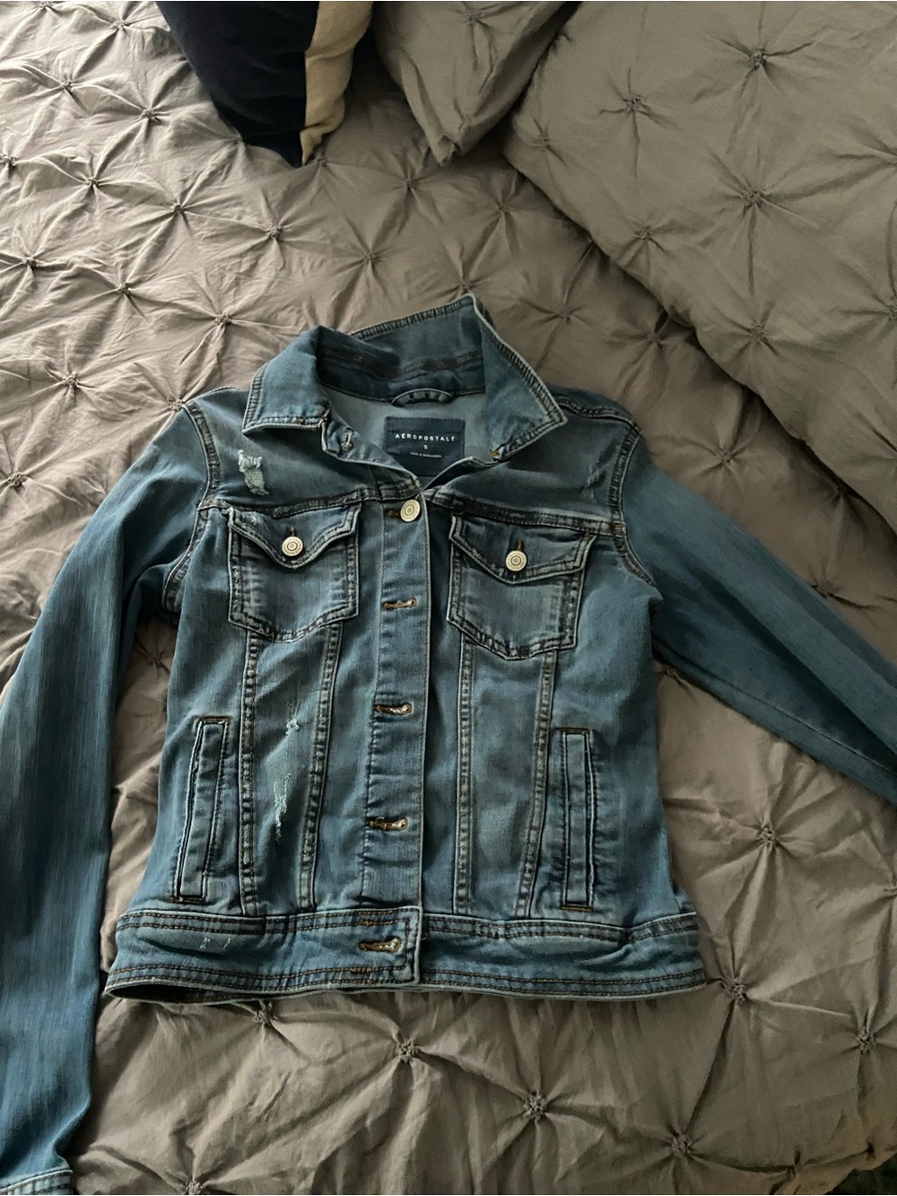 Aeropostale Women's Faded Blue Denim Trucker Jacket